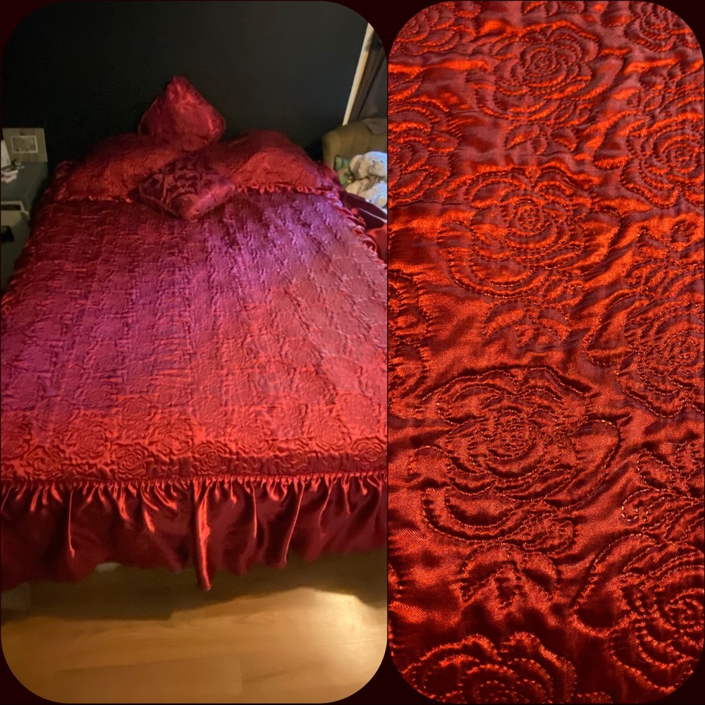 Vintage 70s red satin full bedspread shame pillows